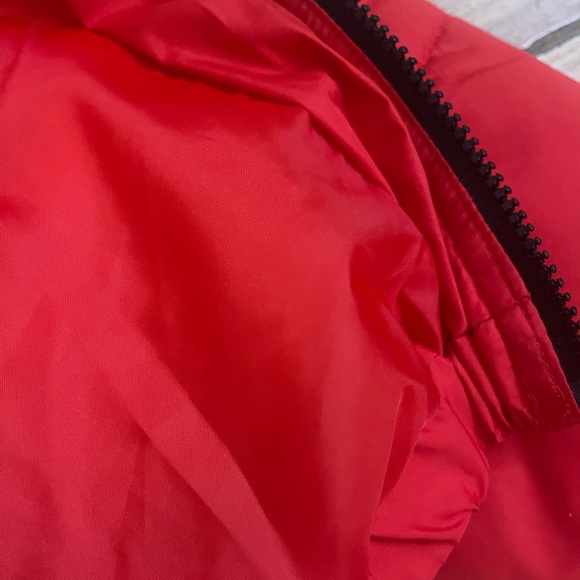 LIKE NEW puffer jacket - Picture 7 of 16